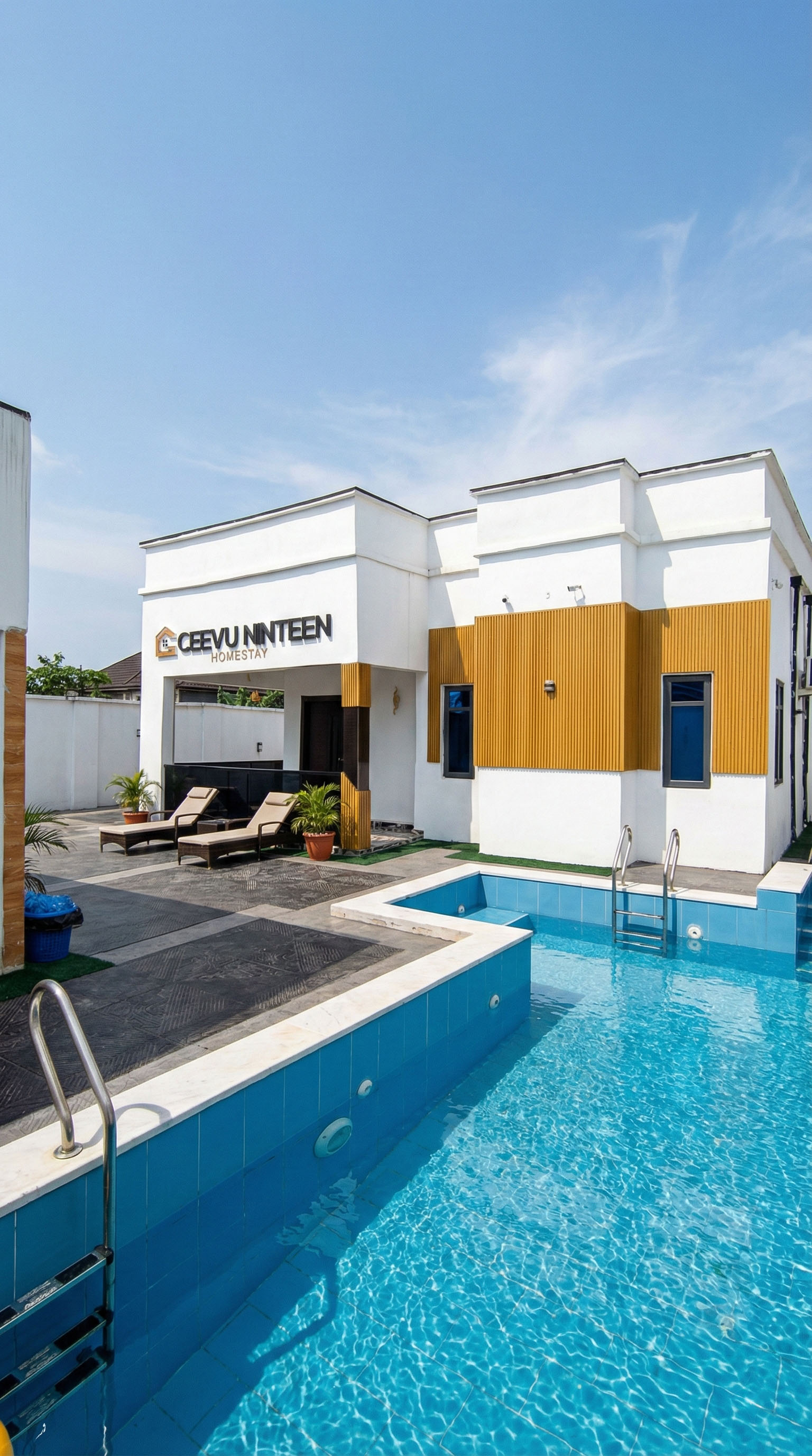 Port Harcourt - Swimming Pool & Exterior